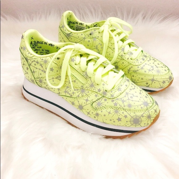 reebok classic platform sneakers